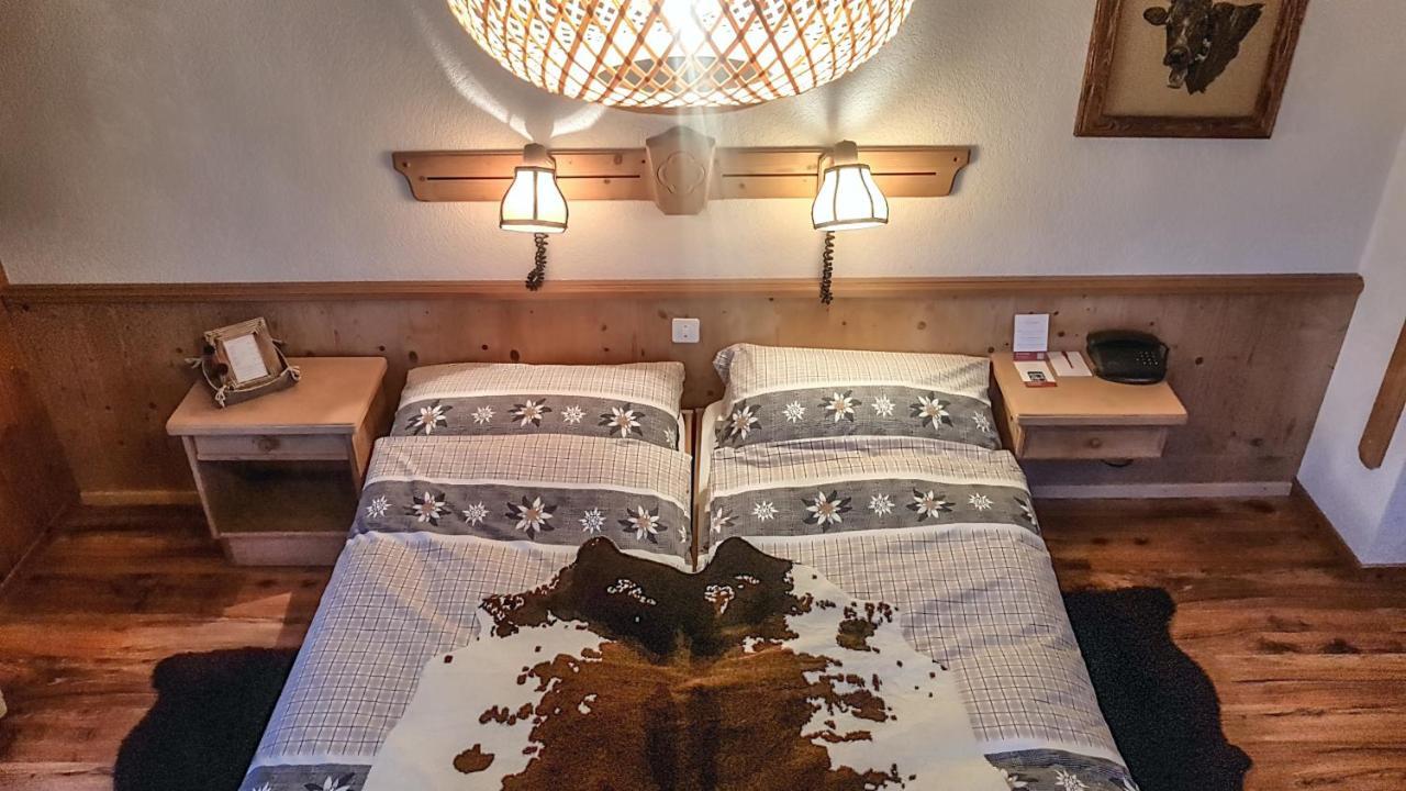 Hotel La Cambuse Les Collons Bagian luar foto
